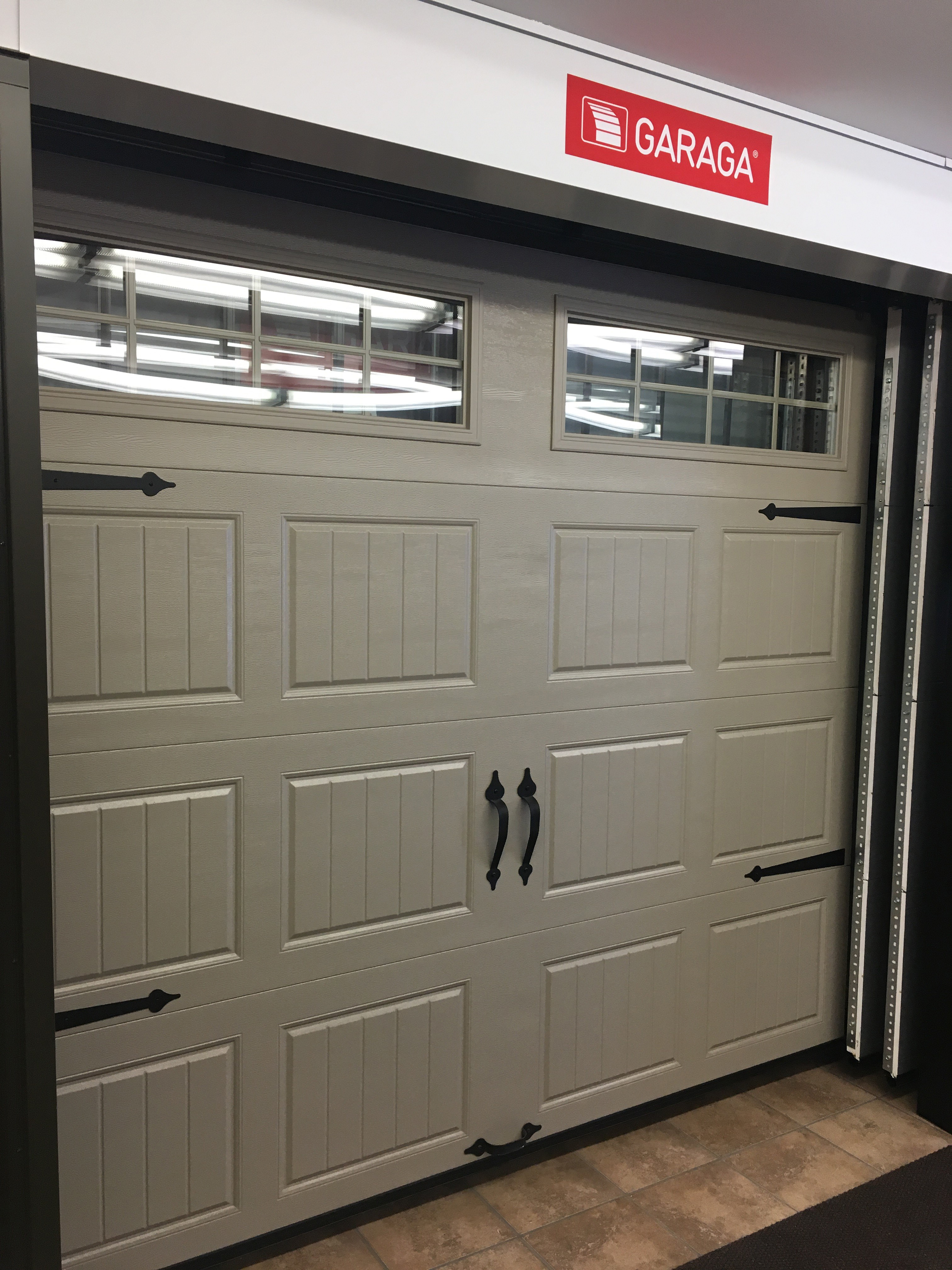 Showroom | North Hatley garage door