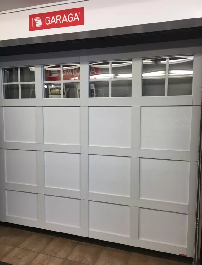 Salle de montre | Porte garage Cambridge CM
