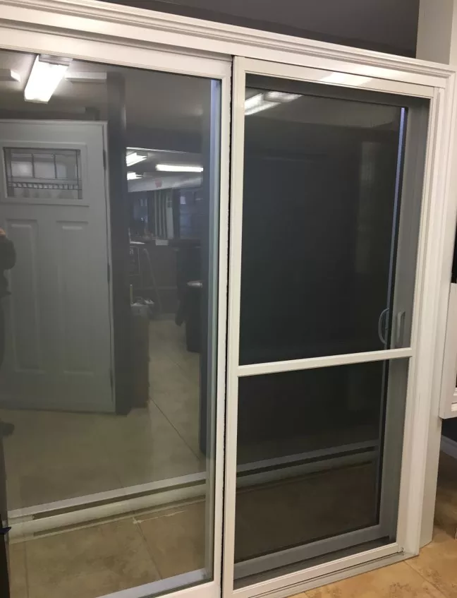 Salle de montre | Porte residentiel Patio
